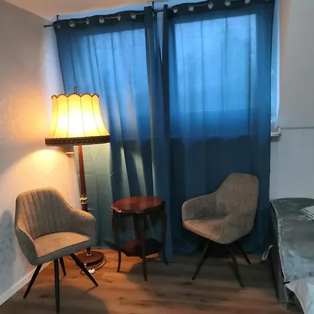 Schoene In * Шверте